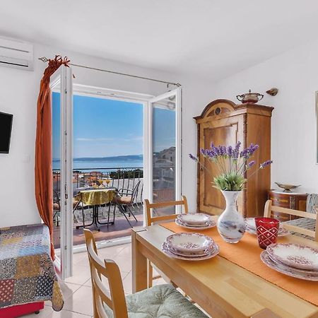 Apartments Lucija Башка-Вода Екстер'єр фото